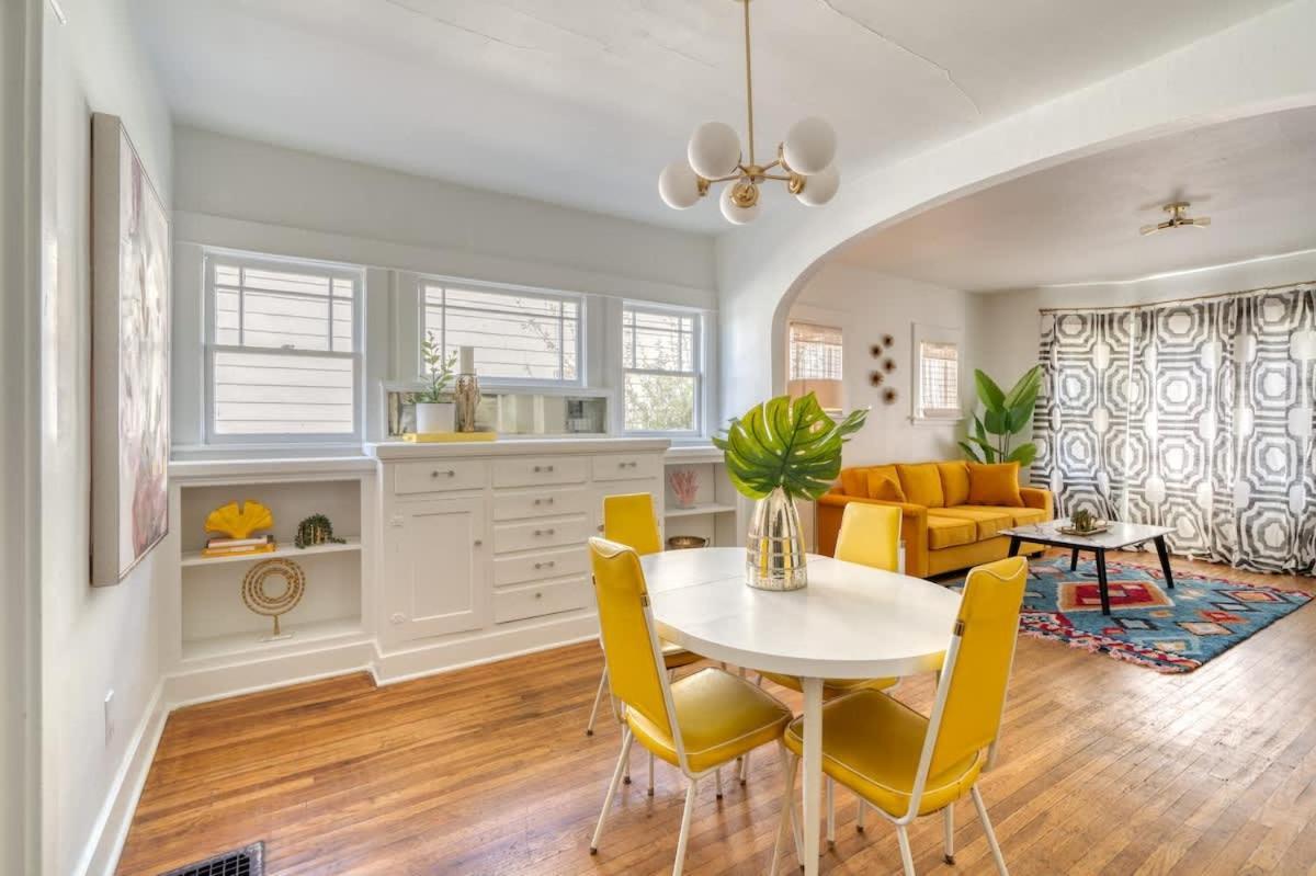 Collection - Golden Age Of Hollywood - 92 Walkscore Apartment Portland
